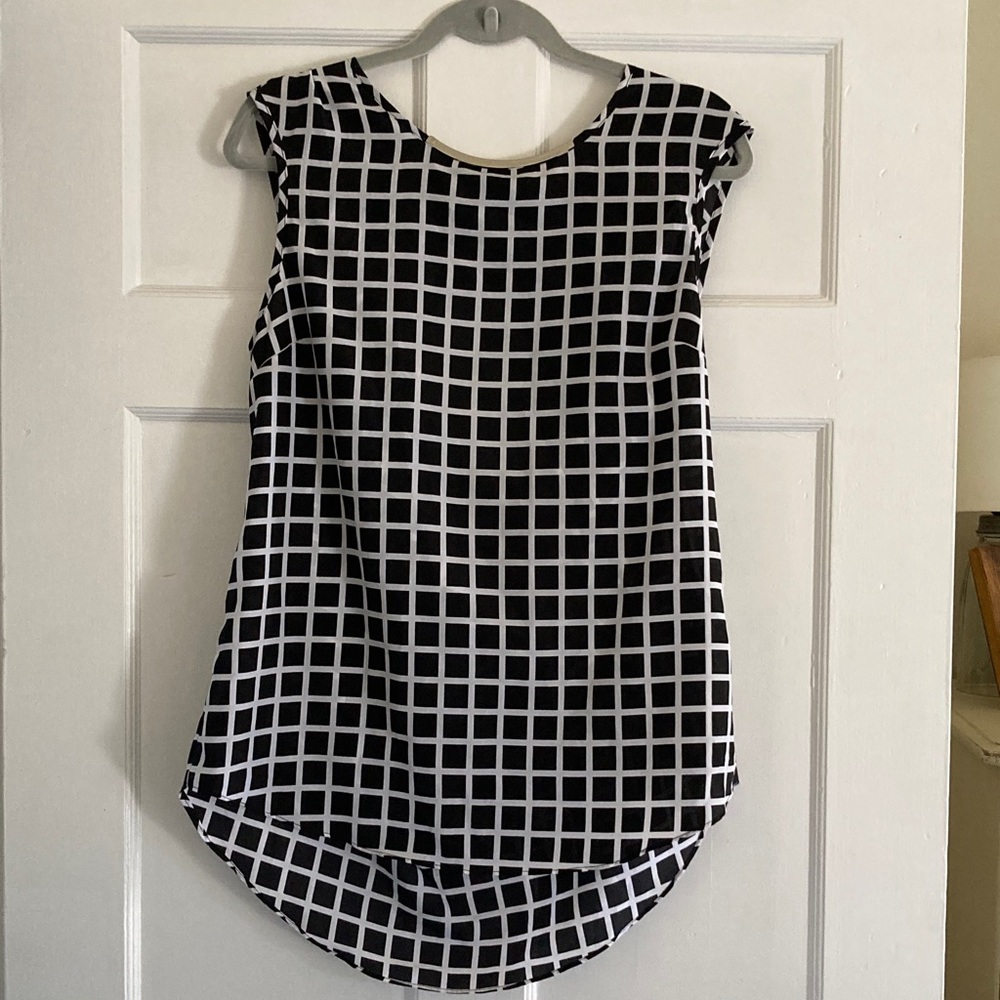 Michael Kors Black and White Grid Pattern Sleeveless Top Size Medium